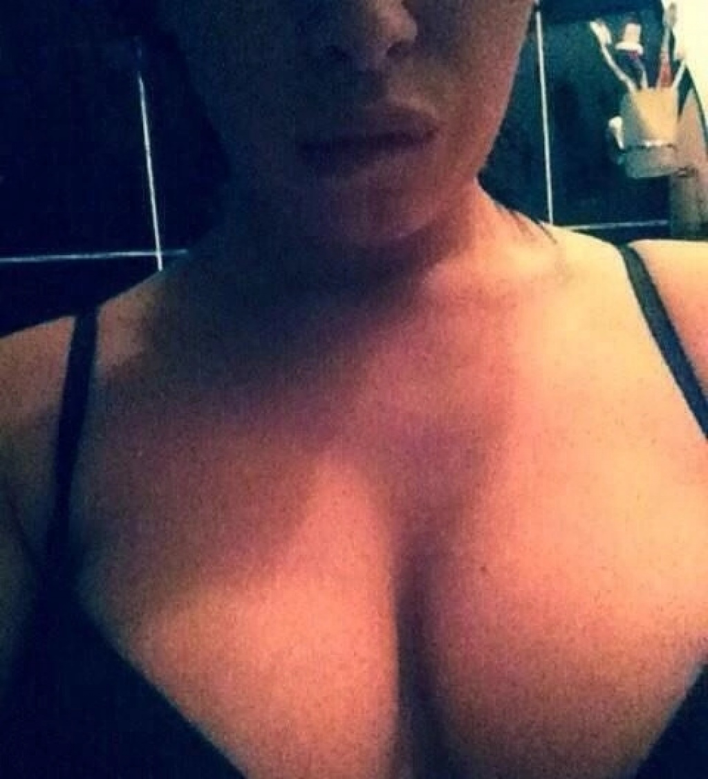 Крис : проститутки индивидуалки в Ярославле